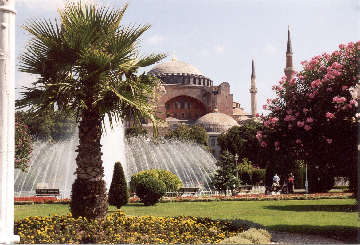 Fonds d'cran Voyages : Asie Turquie Parc de Sultan Ahmet