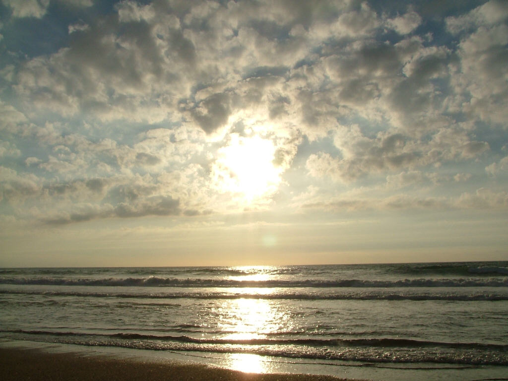 Fonds d'cran Nature Mers - Ocans - Plages coucher de soleil