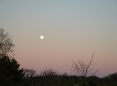 Fonds d'cran Nature Lever de Lune