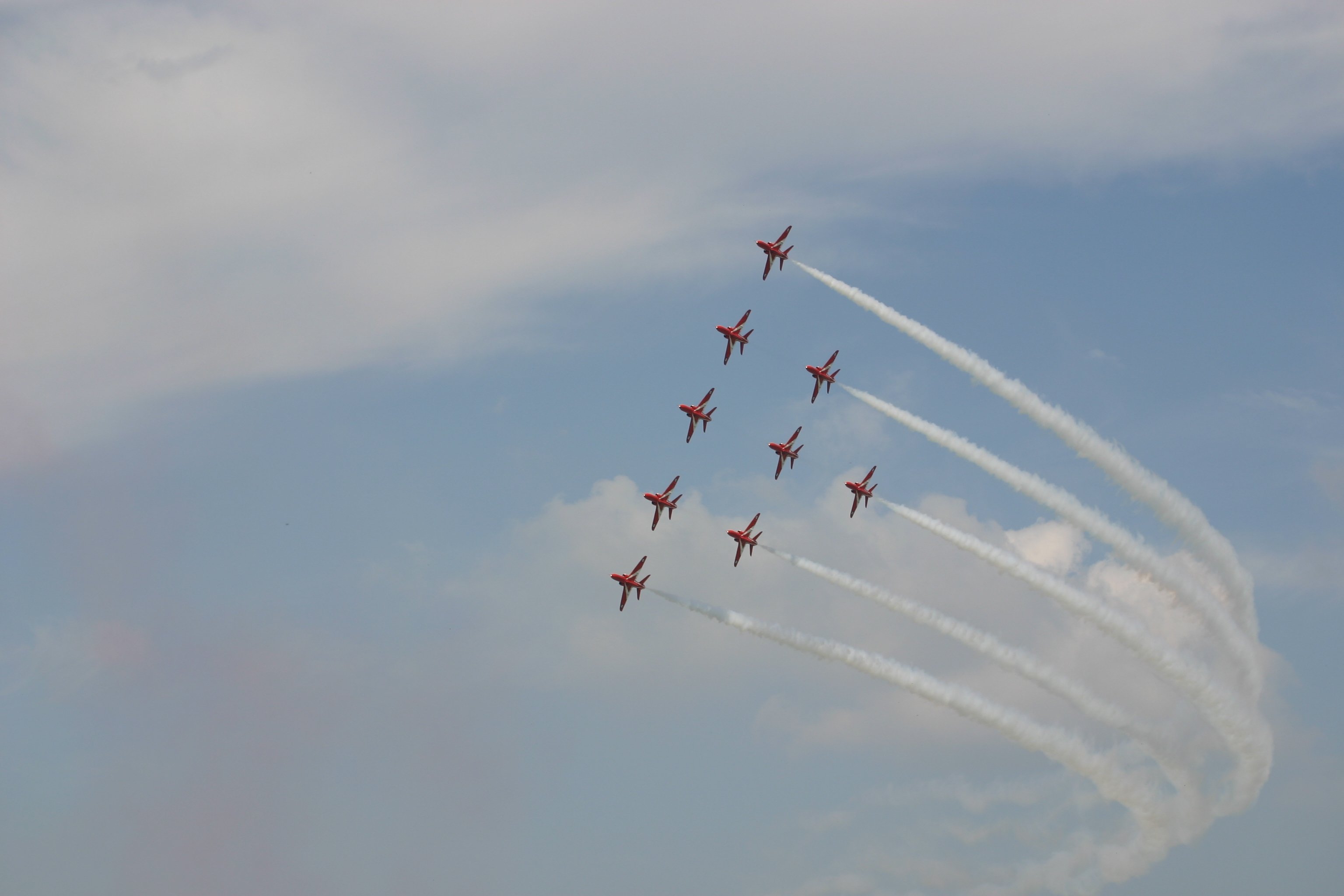 Fonds d'cran Avions Meetings ariens Red Arrows