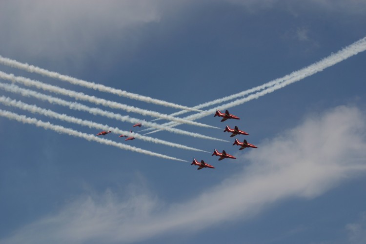 Fonds d'cran Avions Meetings ariens Red Arrows