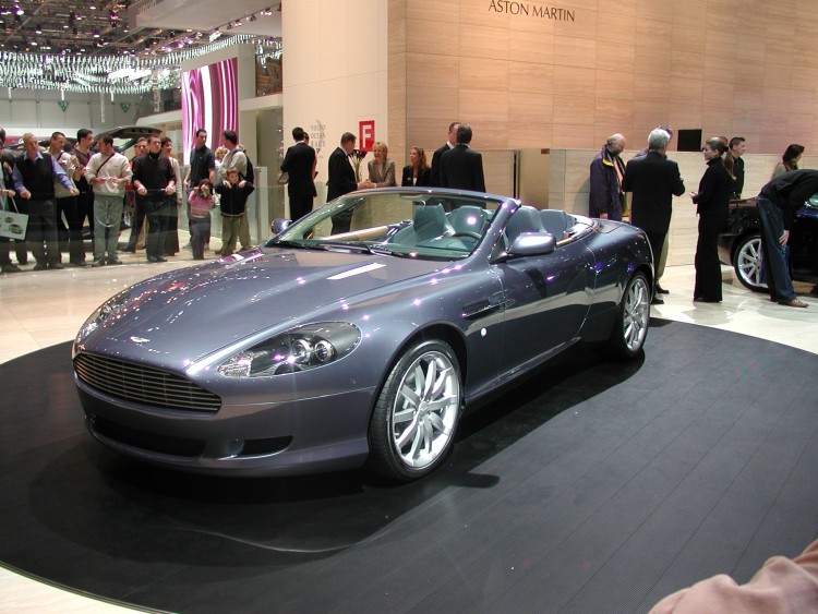 Fonds d'cran Voitures Aston Martin Aston DB9 Volante Geneve 2004