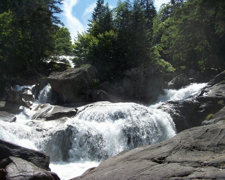 Wallpapers Nature Waterfalls Hautes-Pyrnes