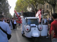 Fonds d'cran Transports divers techno parade