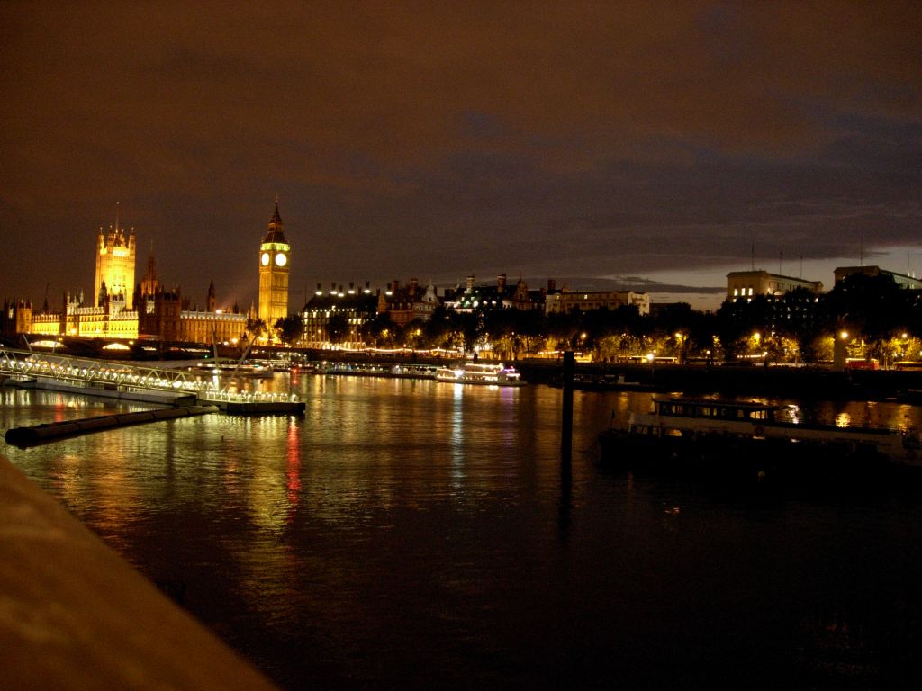 Wallpapers Trips : Europ Great Britain Londres- Thames by night