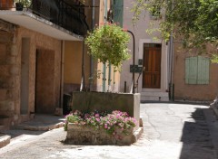 Fonds d'cran Voyages : Europe Fontaine village St Maximin