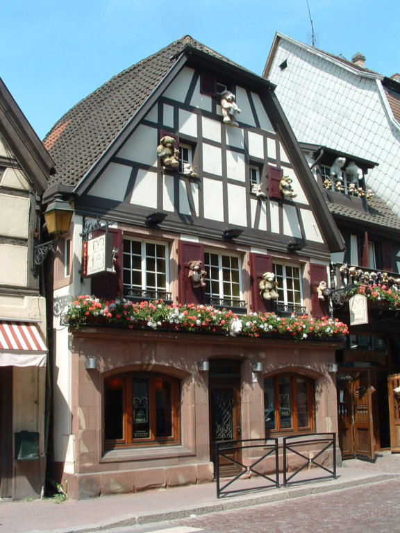 Wallpapers Trips : Europ France > Alsace Obernai - Restaurant - Les Ours cuistots