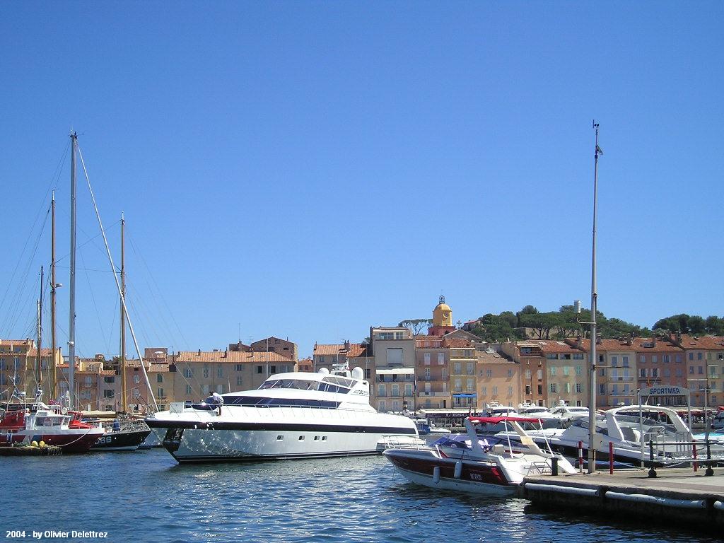 Fonds d'cran Voyages : Europe France > Provence-Alpes-Cte d'Azur St-Tropez - t 2004