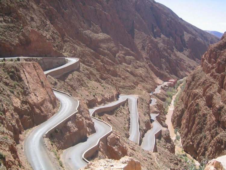 Fonds d'cran Nature Fleuves - Rivires - Torrents Sur la route de Dades, Ouarzazate - Maroc