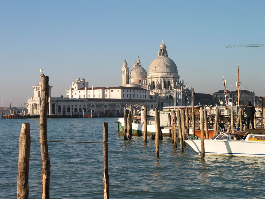 Fonds d'cran Voyages : Europe Italie Chiesa San Maria della Salute