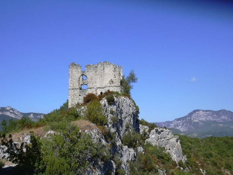 Fonds d'cran Constructions et architecture Ruines - Vestiges Ruine sur rocher