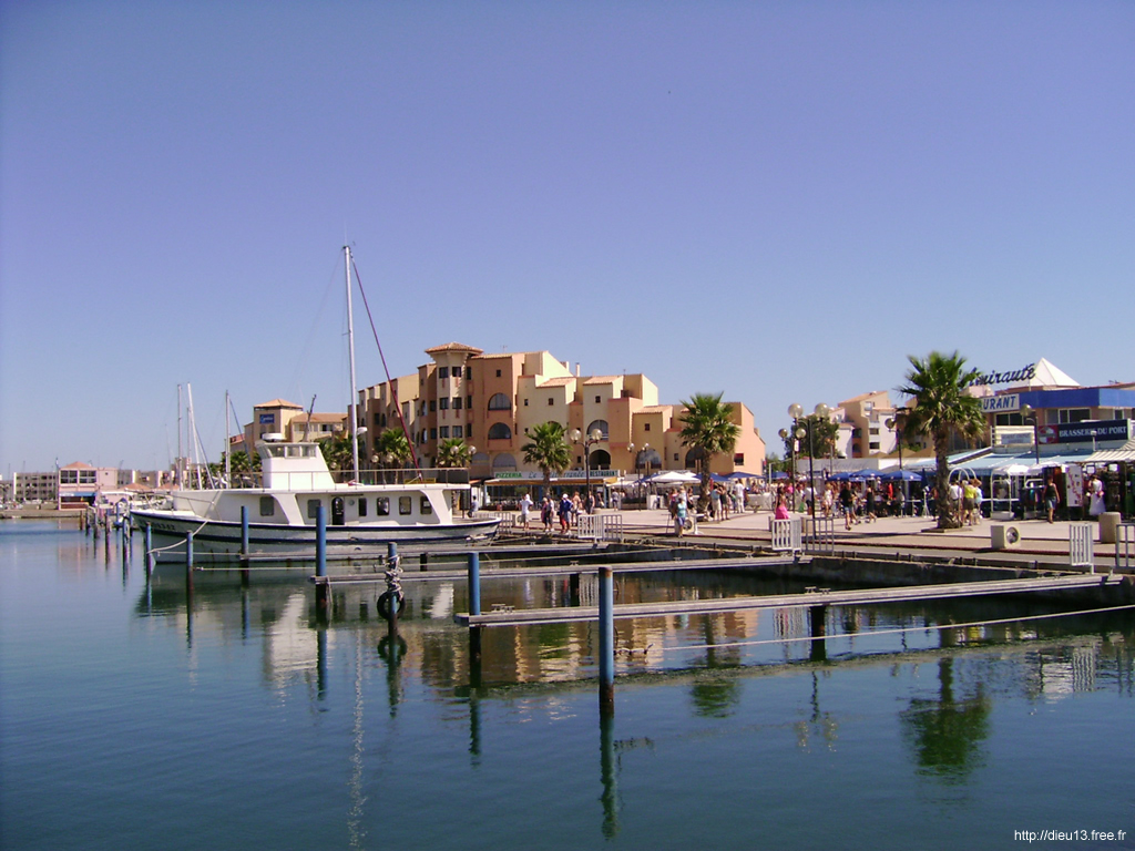 Fonds d'cran Bateaux Ports Le port de plaisance de Port-Leucate