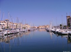 Fonds d'cran Bateaux Les bateaux dans le port de Port-Leucate