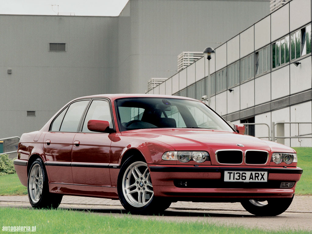 Fonds d'cran Voitures BMW Bmw serie7 (1999)