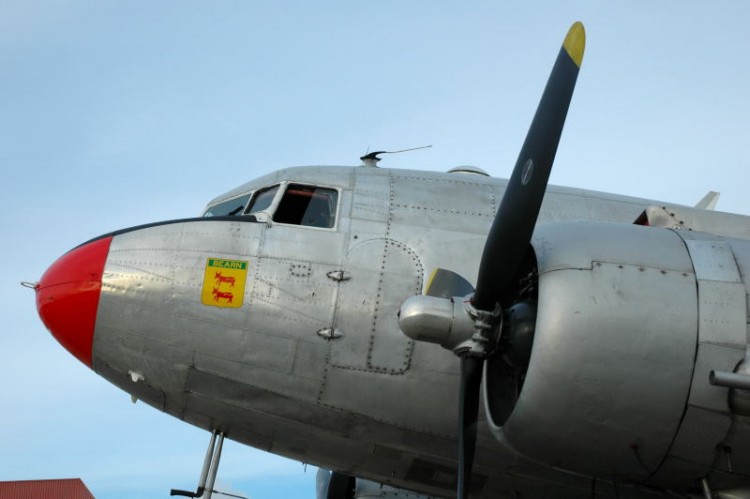 Fonds d'cran Avions Divers dc3