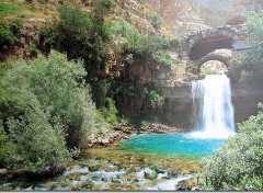 Fonds d'cran Nature cascade libanaise