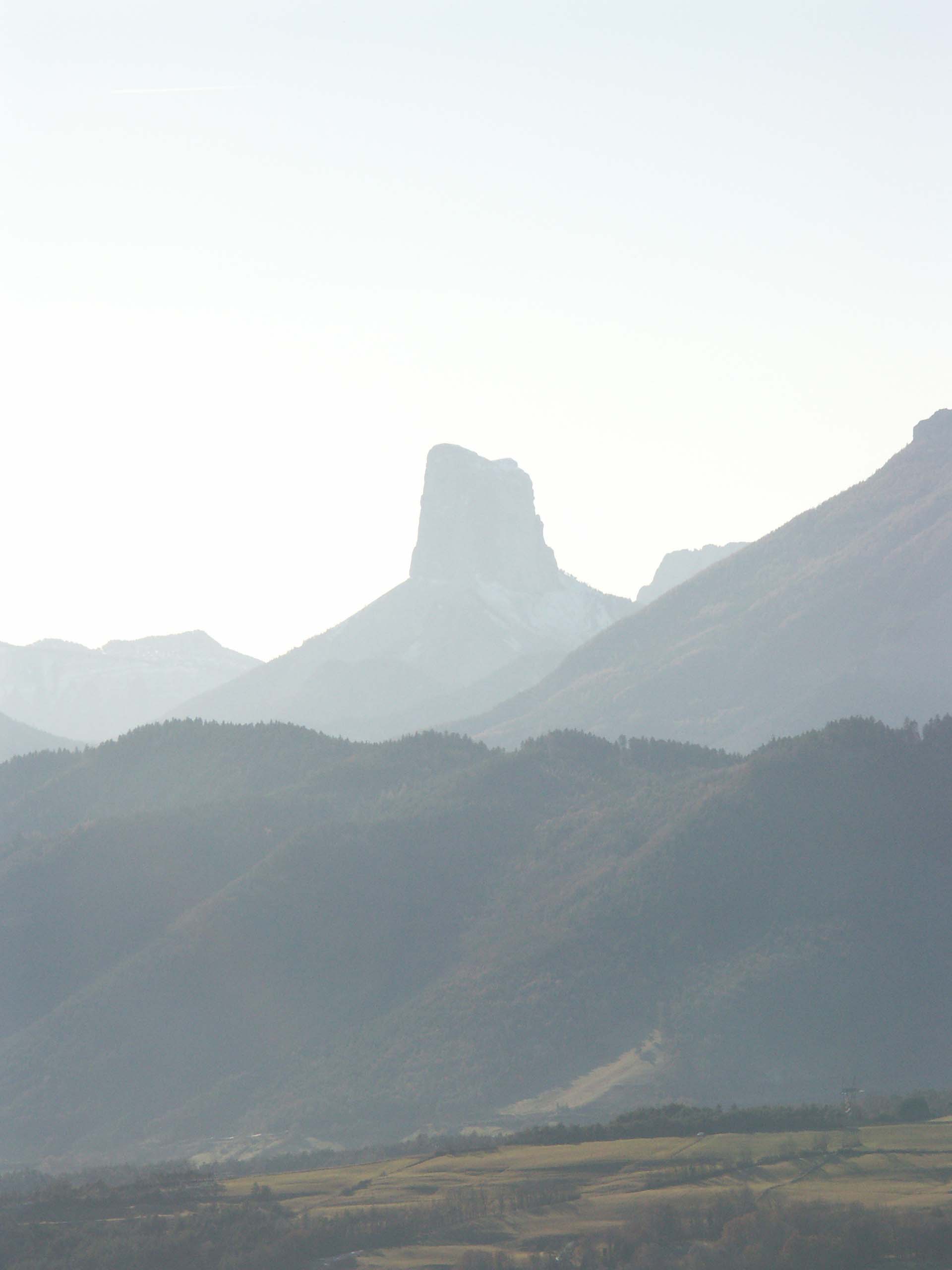 Fonds d'cran Voyages : Europe France > Rhne-Alpes Mont Aiguille