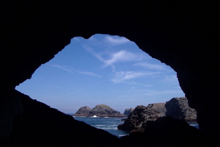 Wallpapers Trips : Europ France > Bretagne grotte