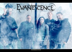 Fonds d'cran Musique Evanescence dans les nuages !