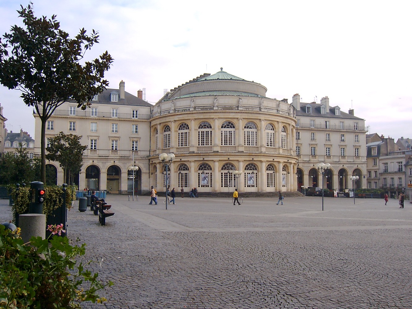 Wallpapers Trips : Europ France > Bretagne Rennes- place de la mairie