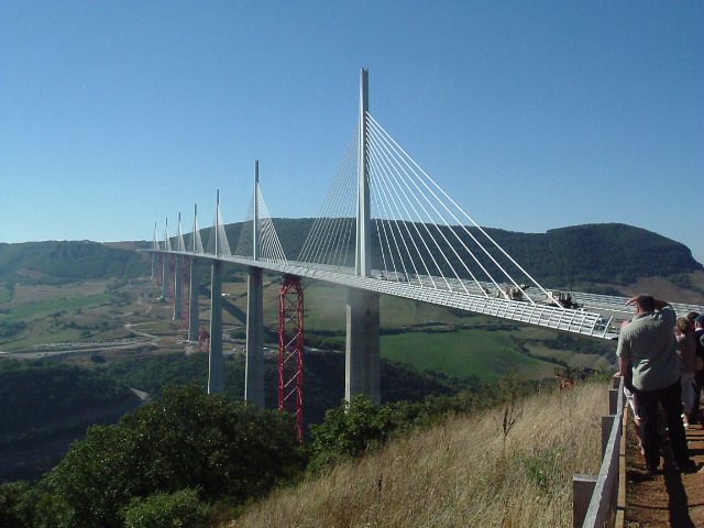 Wallpapers Constructions and architecture Bridges - Aqueduct viaduc de millau sept 2004