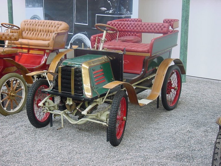 Fonds d'cran Voitures Divers Vieux tacot du Muse de l'Automobile de Mulhouse