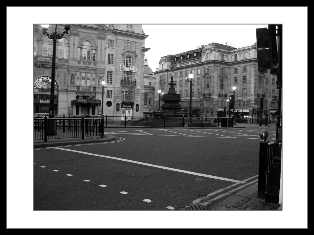 Fonds d'cran Voyages : Europe Grande-Bretagne Londres- Picadilly circus