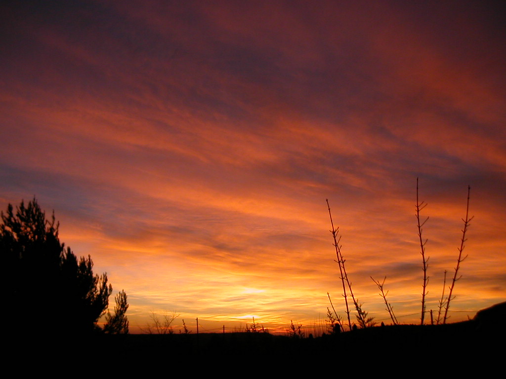 Fonds d'cran Nature Couchers et levers de Soleil Coucher de soleil de provence