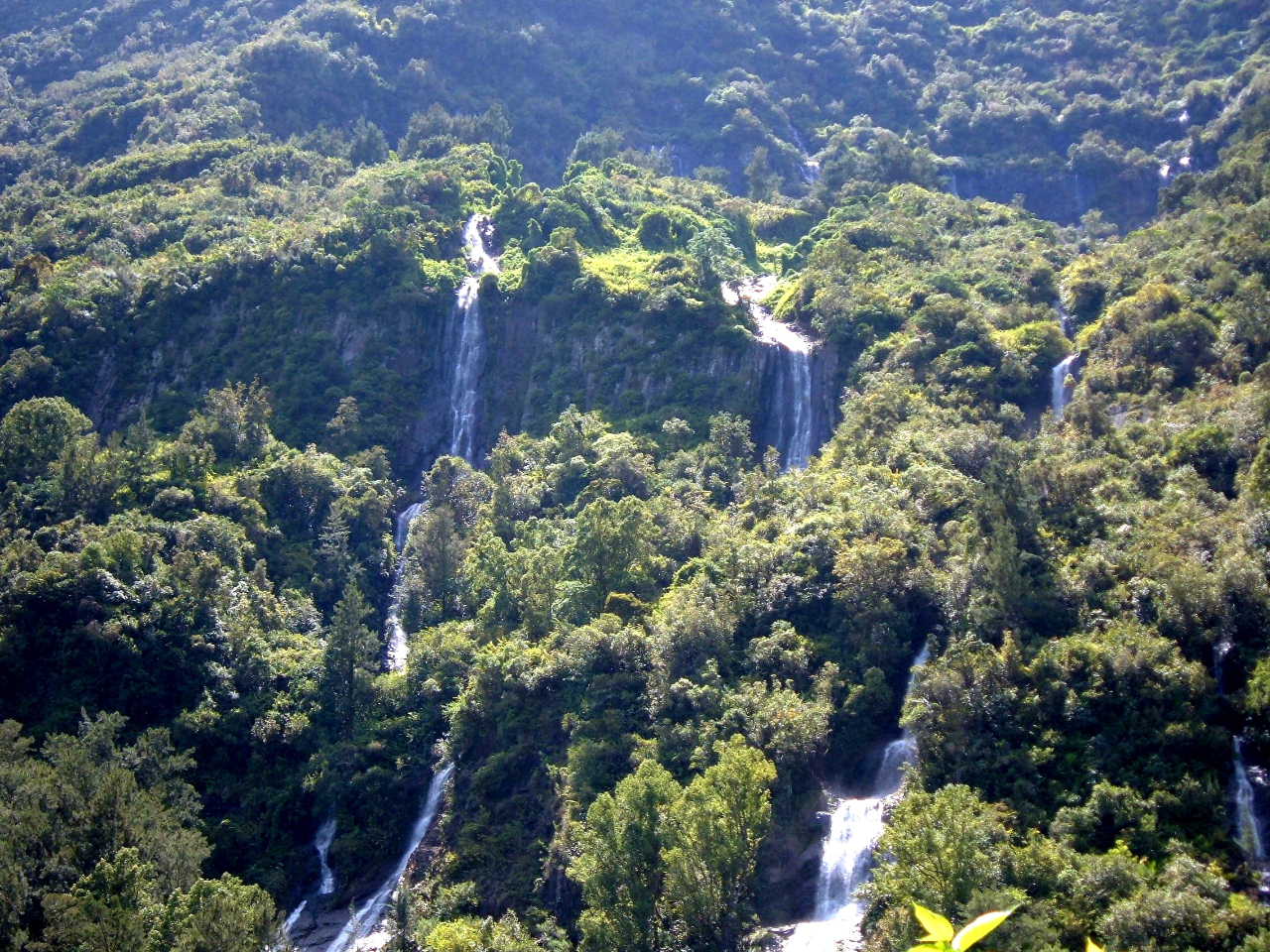 Fonds d'cran Nature Paysages le voila de la marie-salazie-laRunion