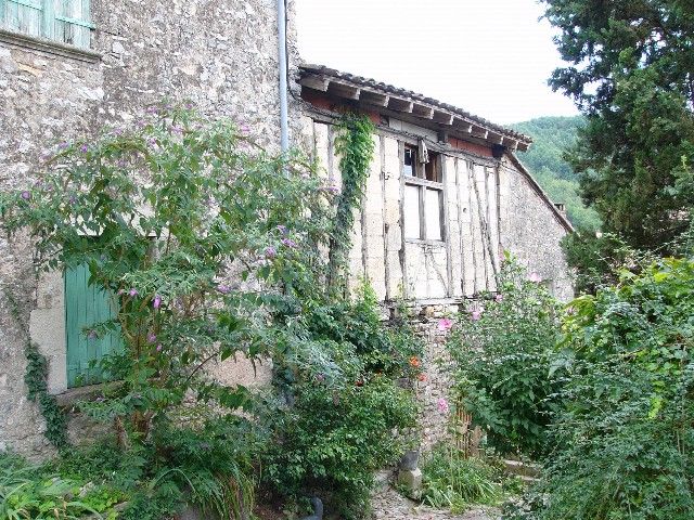 Fonds d'cran Voyages : Europe France > Midi-Pyrnes BRUNIQUEL