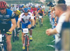 Fonds d'cran Sports - Loisirs ROC D'AZUR 2003