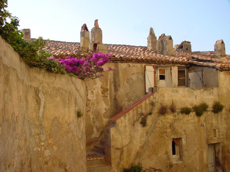 Wallpapers Trips : Europ France > Corsica maison de corse du sud