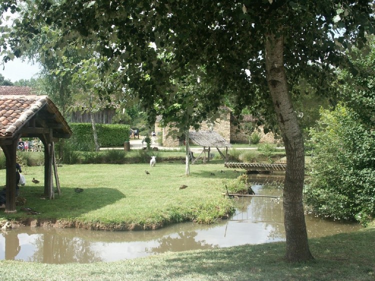 Fonds d'cran Voyages : Europe France > Aquitaine village du Bournat