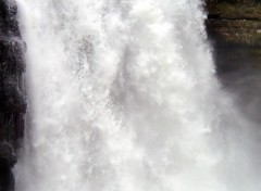 Fonds d'cran Nature Le saut du Doubs