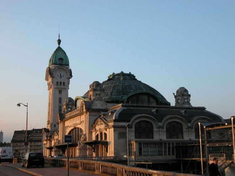 Wallpapers Trips : Europ France > Limousin Gare de Limoges