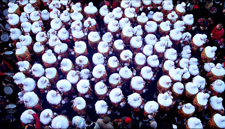 Fonds d'cran Voyages : Europe Belgique Carnaval de Binche 2005