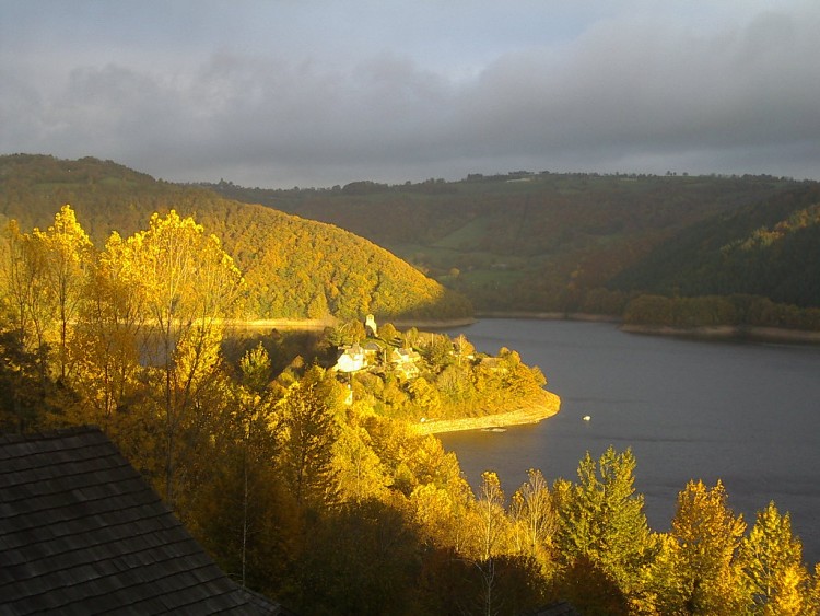 Wallpapers Nature Sunsets and sunrises Barrage de Sarans dans l'Aveyron