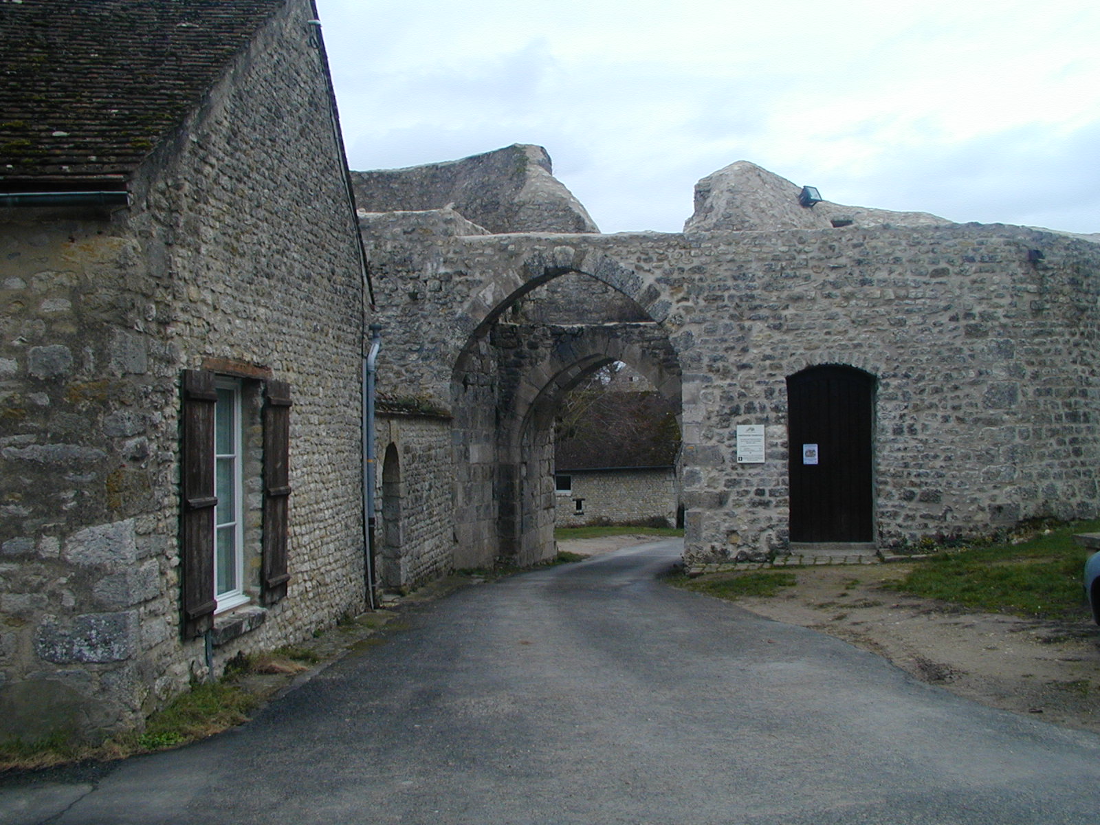 Fonds d'cran Voyages : Europe France > Centre Porte Saint Raoul