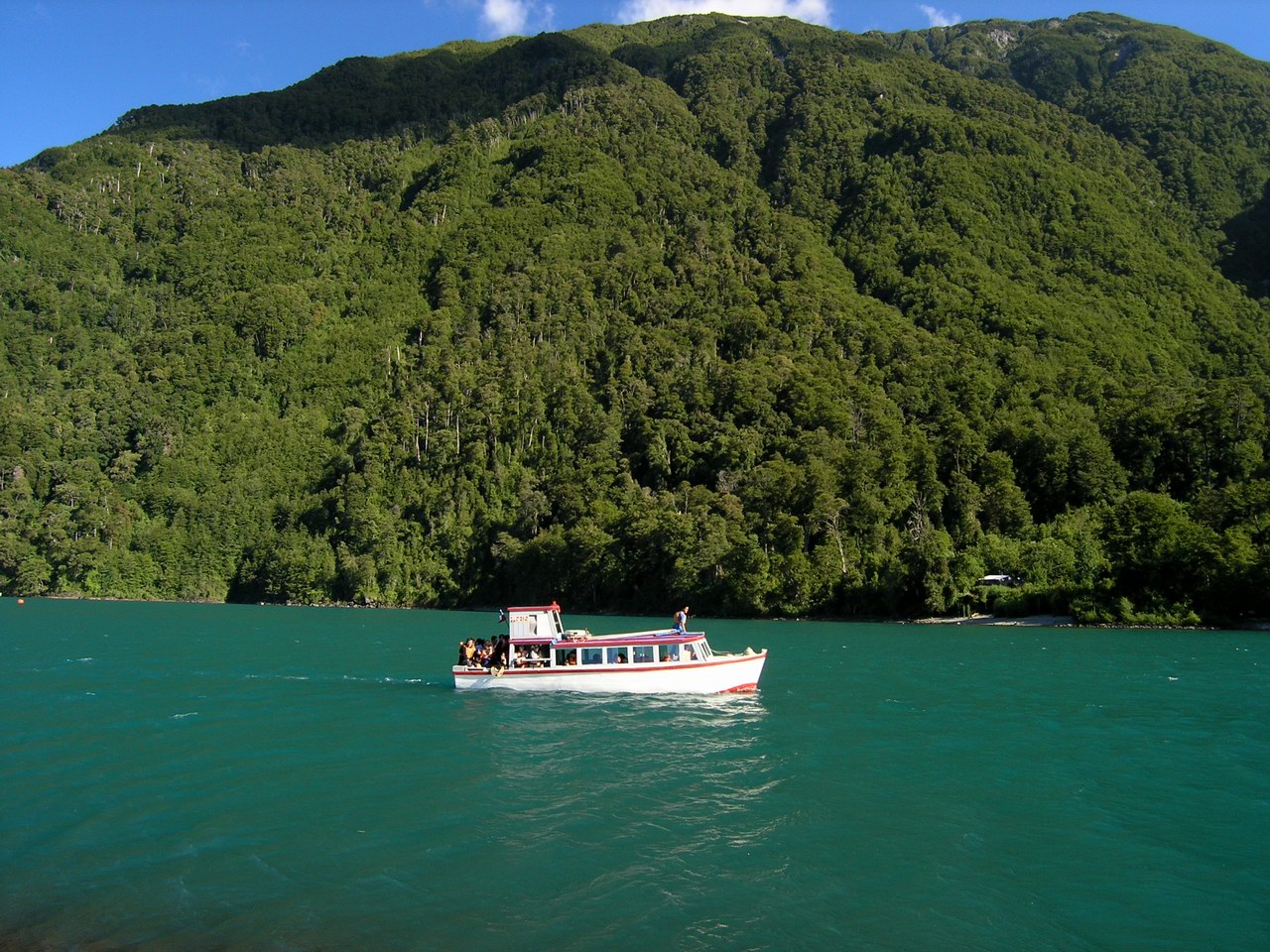 Fonds d'cran Bateaux Voiliers lac osorno chili