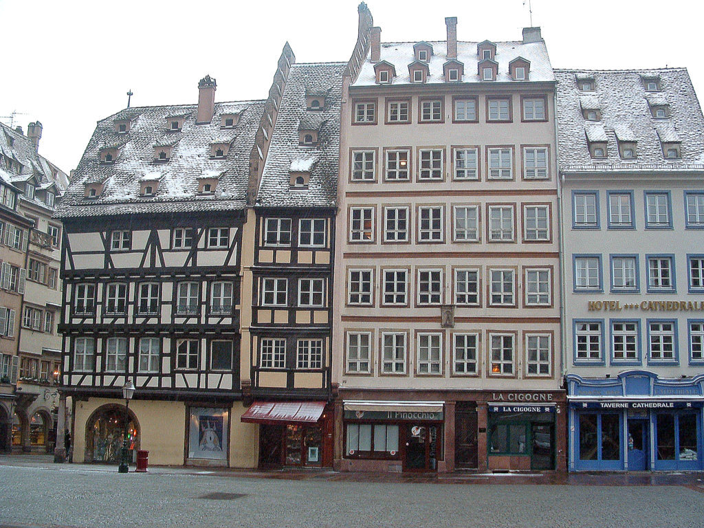 Fonds d'cran Voyages : Europe France > Alsace Strasbourg, Place de la Cathdrale