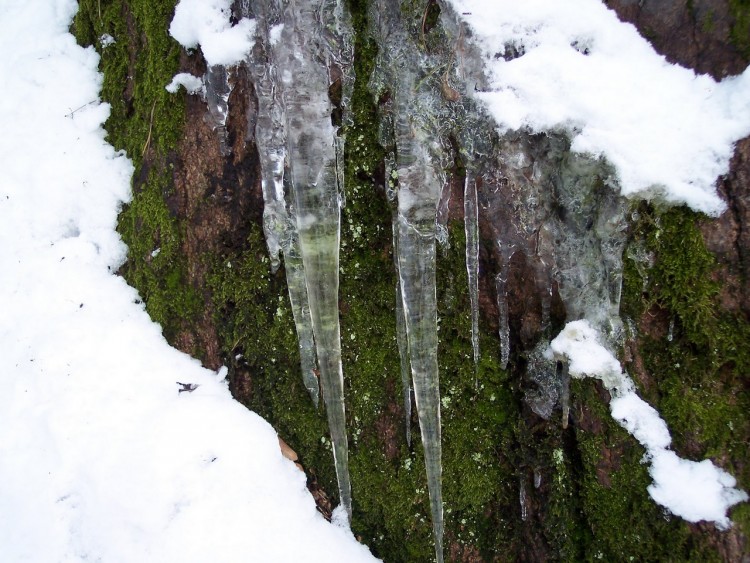 Fonds d'cran Nature Saisons - Hiver Pic de glace