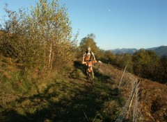 Fonds d'cran Motos Moto Lac Lune