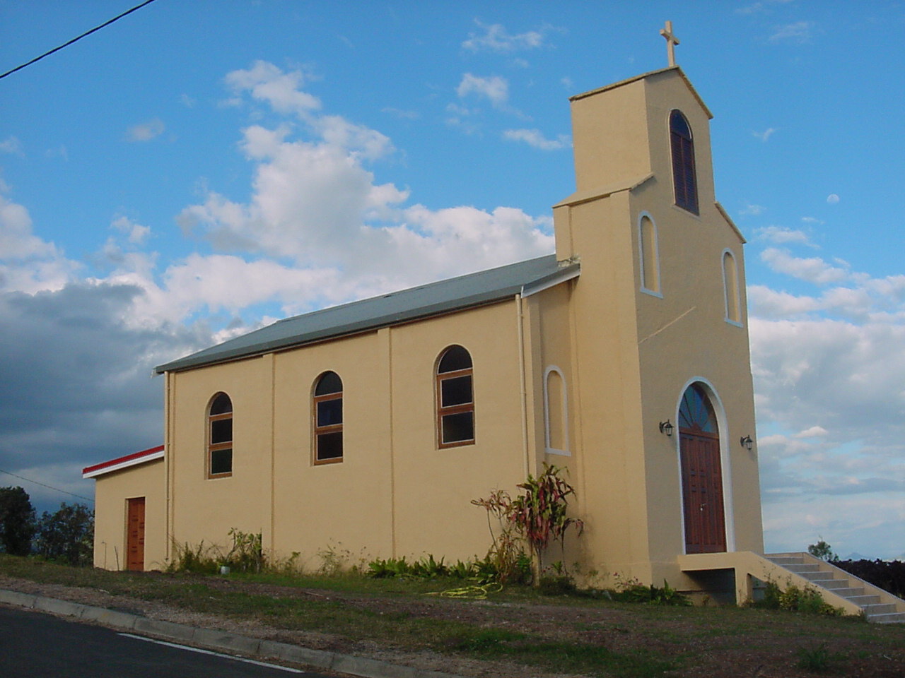 Fonds d'cran Voyages : Ocanie Nouvelle Caldonie Eglise de Moindou