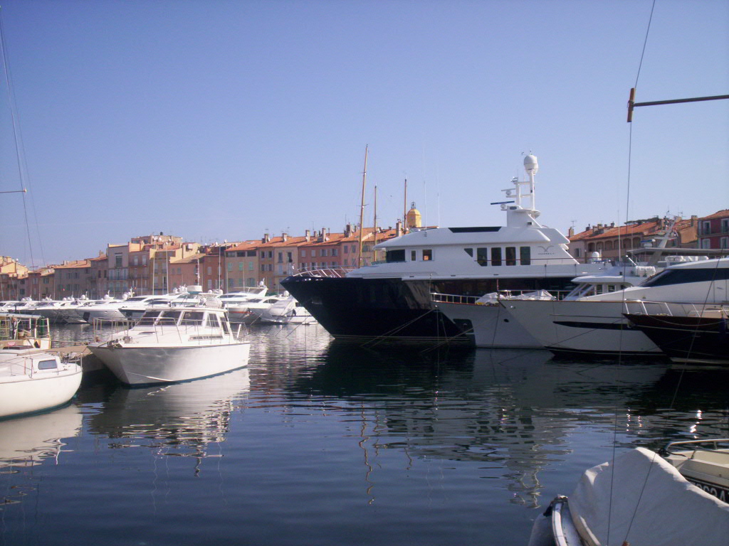 Wallpapers Trips : Europ France > Provence-Alpes-Cte d'Azur le port de saint tropez