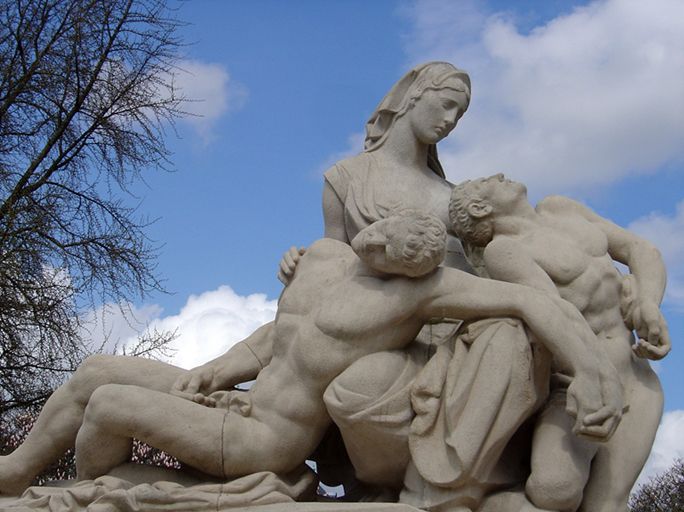 Fonds d'cran Constructions et architecture Statues - Monuments Strasbourg, place de la Rpublique