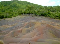 Fonds d'cran Voyages : Afrique Les Terres de Couleurs