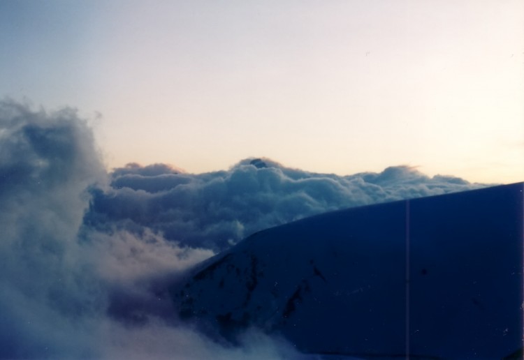 Fonds d'cran Nature Montagnes Danse avec les nuages