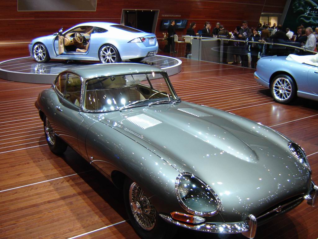 Fonds d'cran Voitures Jaguar Type E