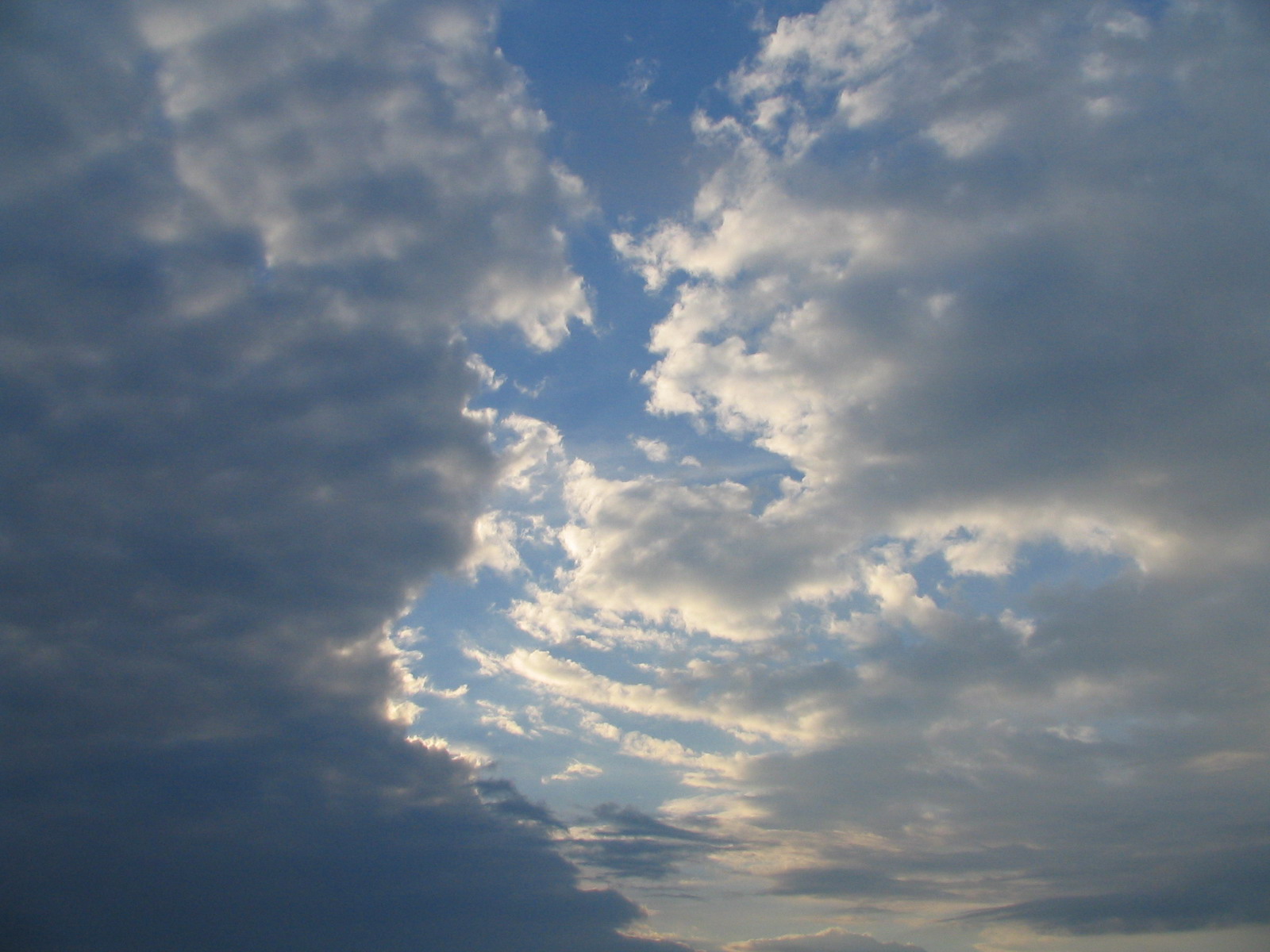 Fonds d'cran Nature Ciel - Nuages Ciel nuageux