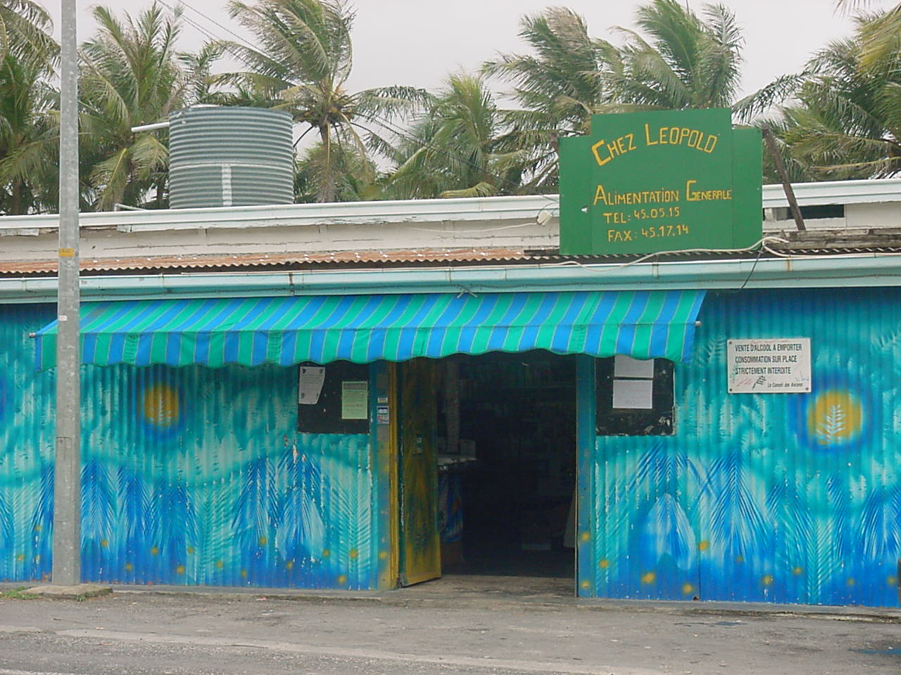 Wallpapers Trips : Oceania New Caledonia Lifou, picerie  W